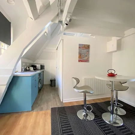 Renove Au Chateau De Trestraou Avec Parking, Proche Et Commerces - Fr-1-368-163 Appartement *