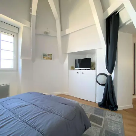 Renove Au Chateau De Trestraou Avec Parking, Proche Et Commerces - Fr-1-368-163 Appartement *